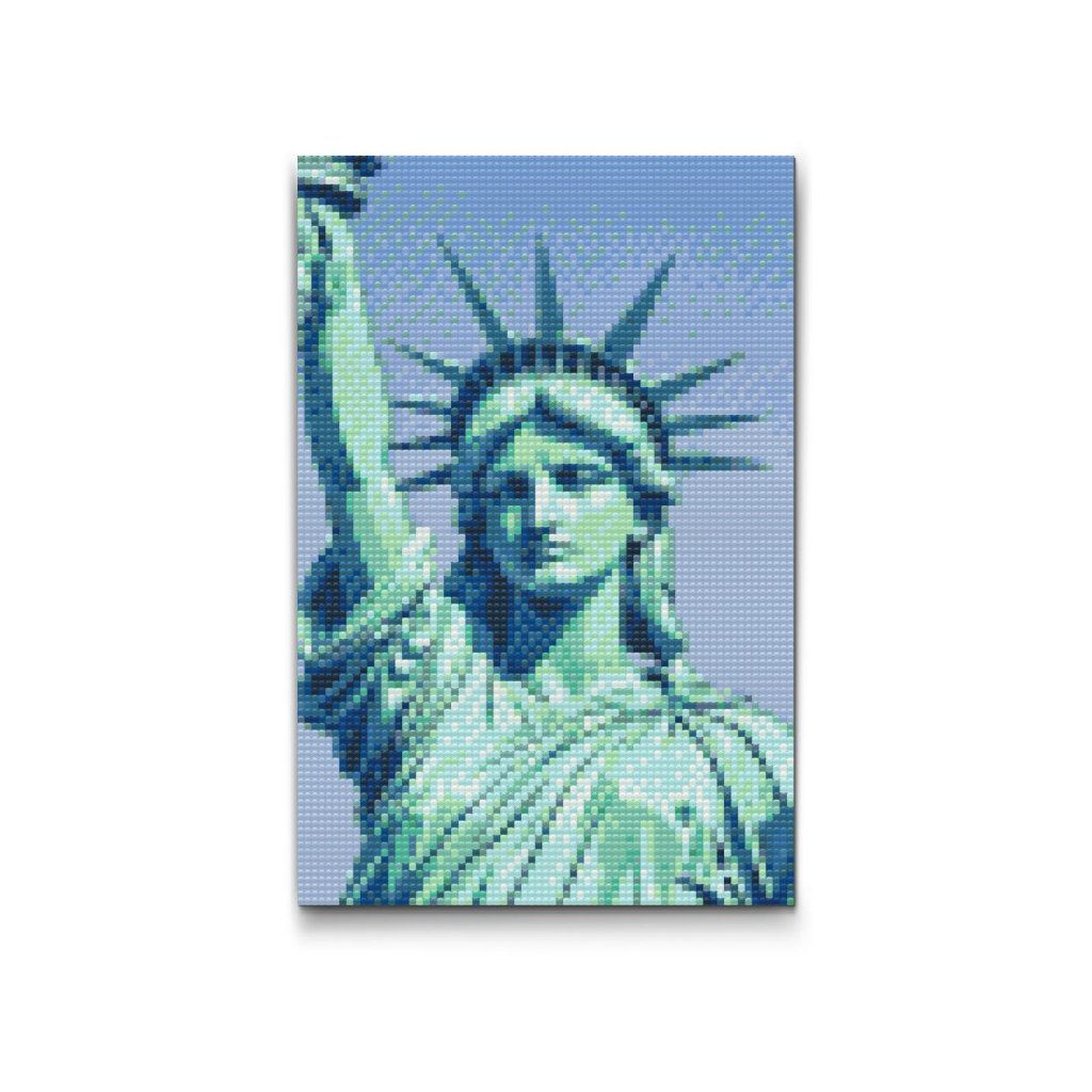 M2_Goblenuri_cu_diamante_-_Statuia_Libertății_văzută_de_aproape