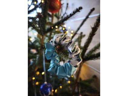 Scrunchie - zachraň mě MODRÉ KVÍTKY/TYRKYSOVÁ