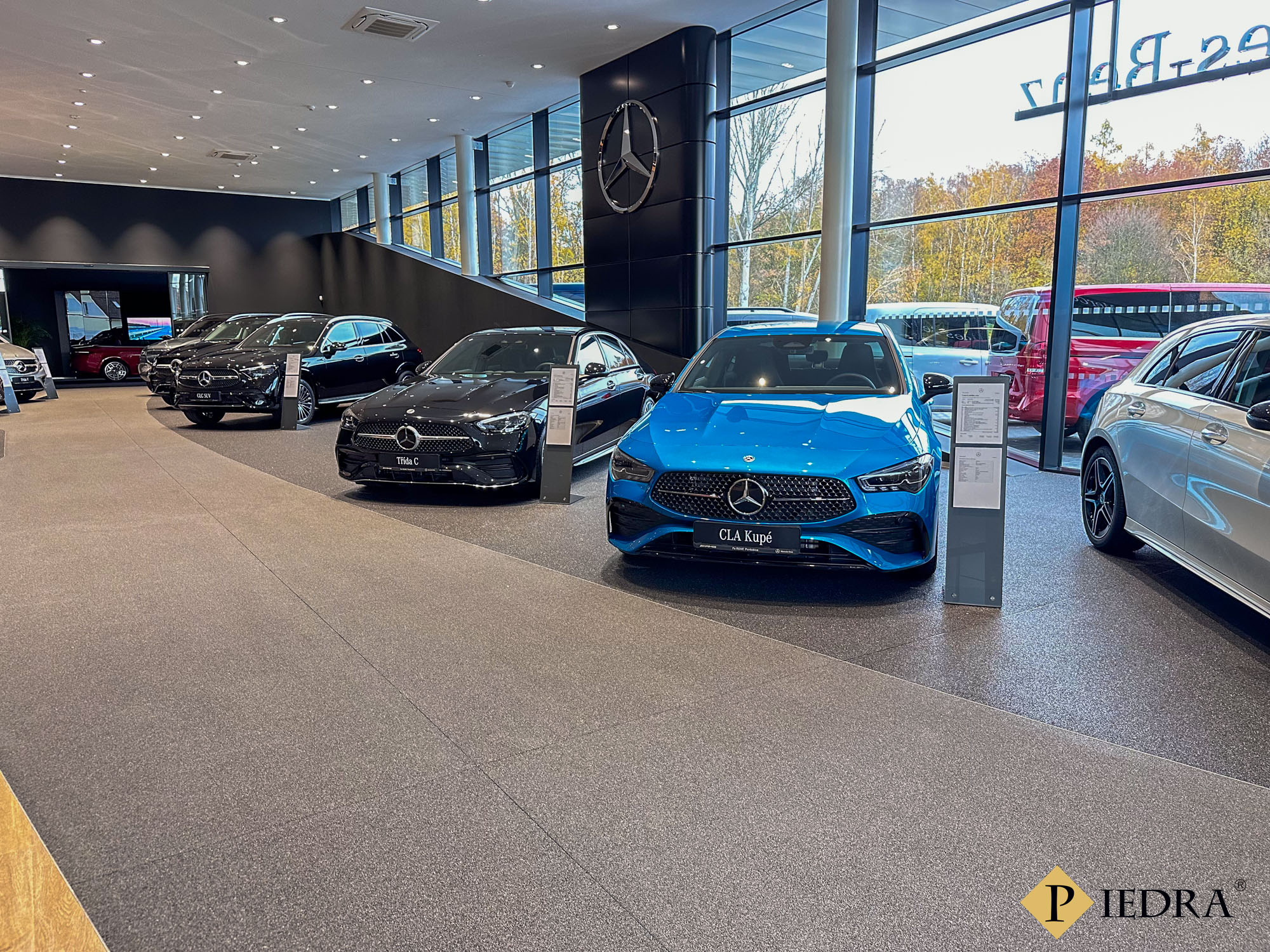 Mramorový koberec do interiéru