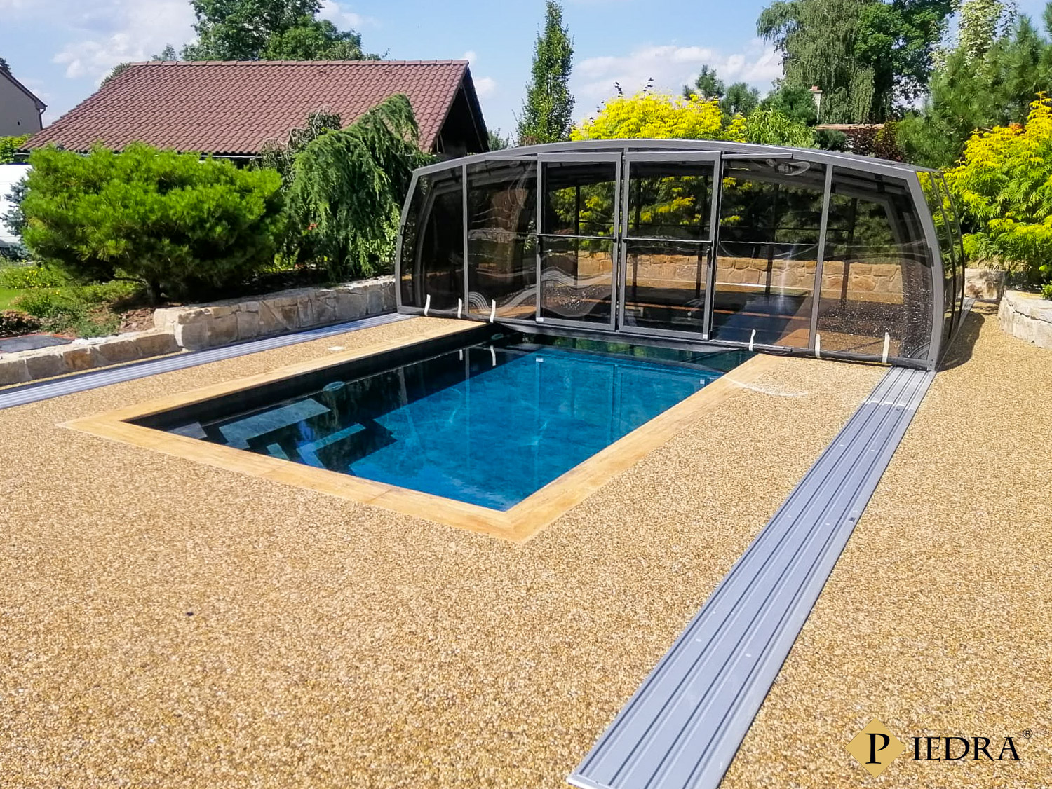 Kamienny dywan na zewnątrz