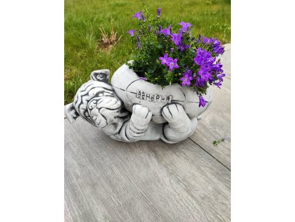 Steinfigur Gartenfigur Bulldogge Football 35x22x20 1250