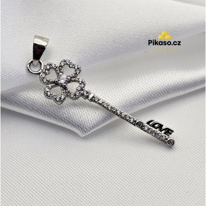 12447 stribrny privesek damsky 1 28 g klic