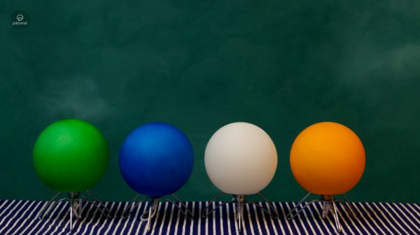 Lampička na noční stolek