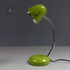 zelená stolní lampička