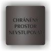 Cedule chráněný prostor nevstupovat – plast (piktogram)