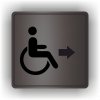 Piktogram - VOZÍČKÁŘI- INVALIDA ŠIPKA V PRAVO