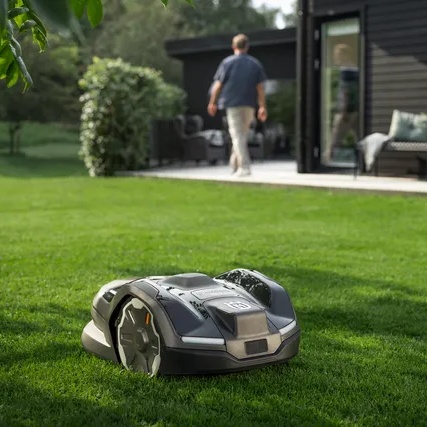Průvodce výběrem robotické sekačky Husqvarna Automower