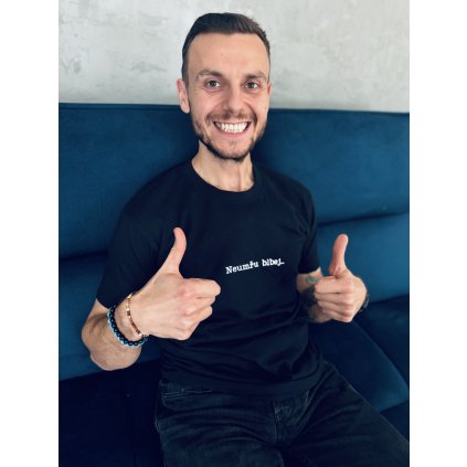 Pánské triko "Neumřu blbej" ČERNÁ