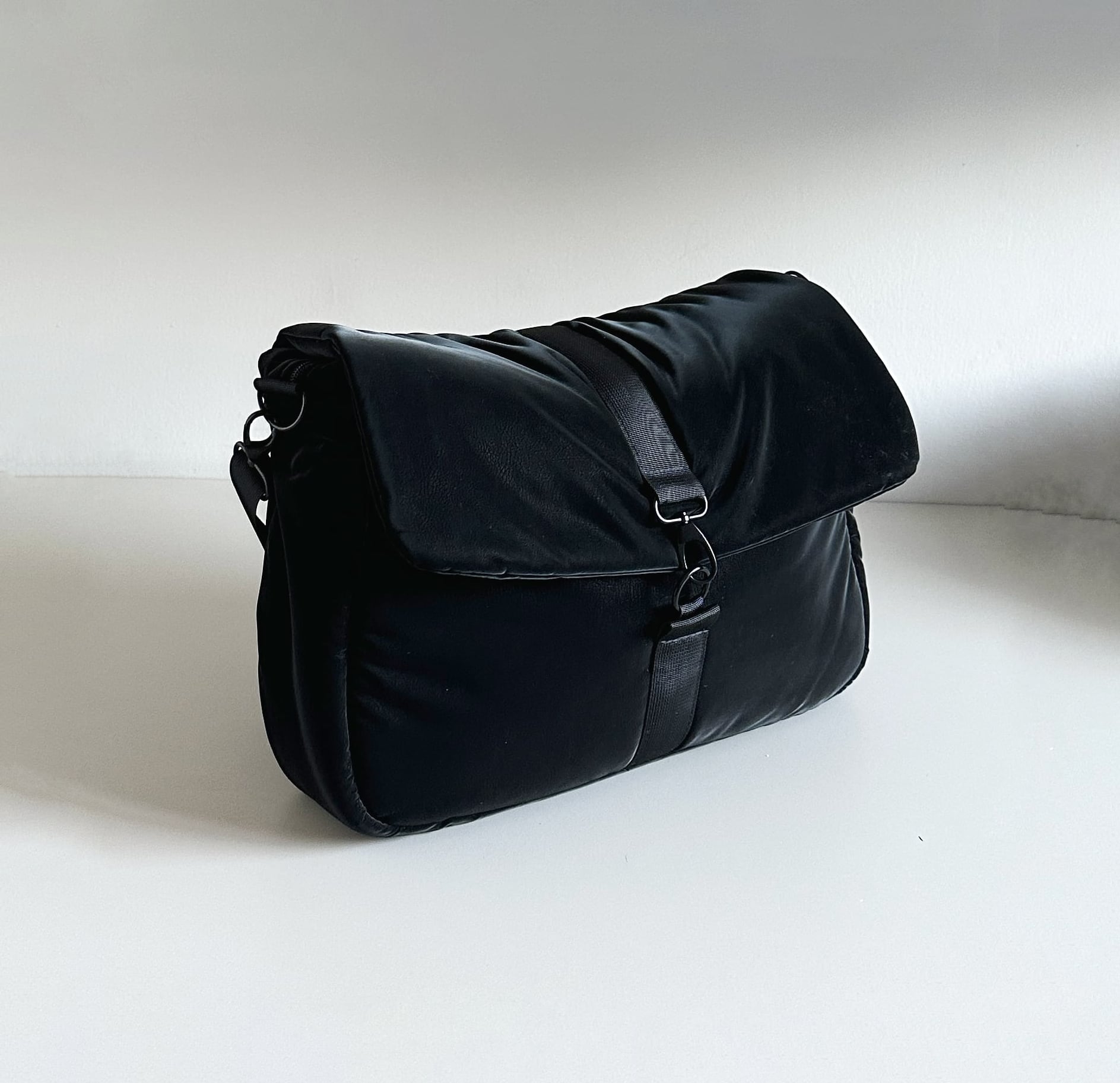 Warum Sie eine schwarze Tasche lieben werden