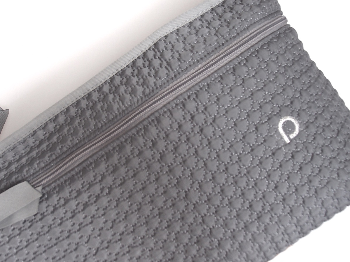 organizér Small Grey Comb s přední kapsou-L