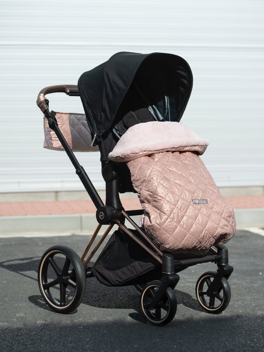zateplená stahovací deka Soft Pink Dots