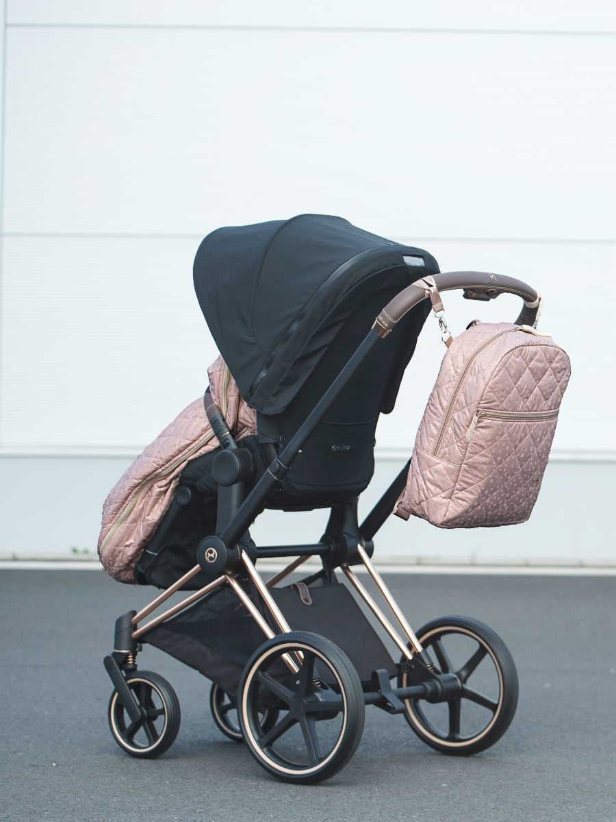 batoh Bugee Soft Pink Dots