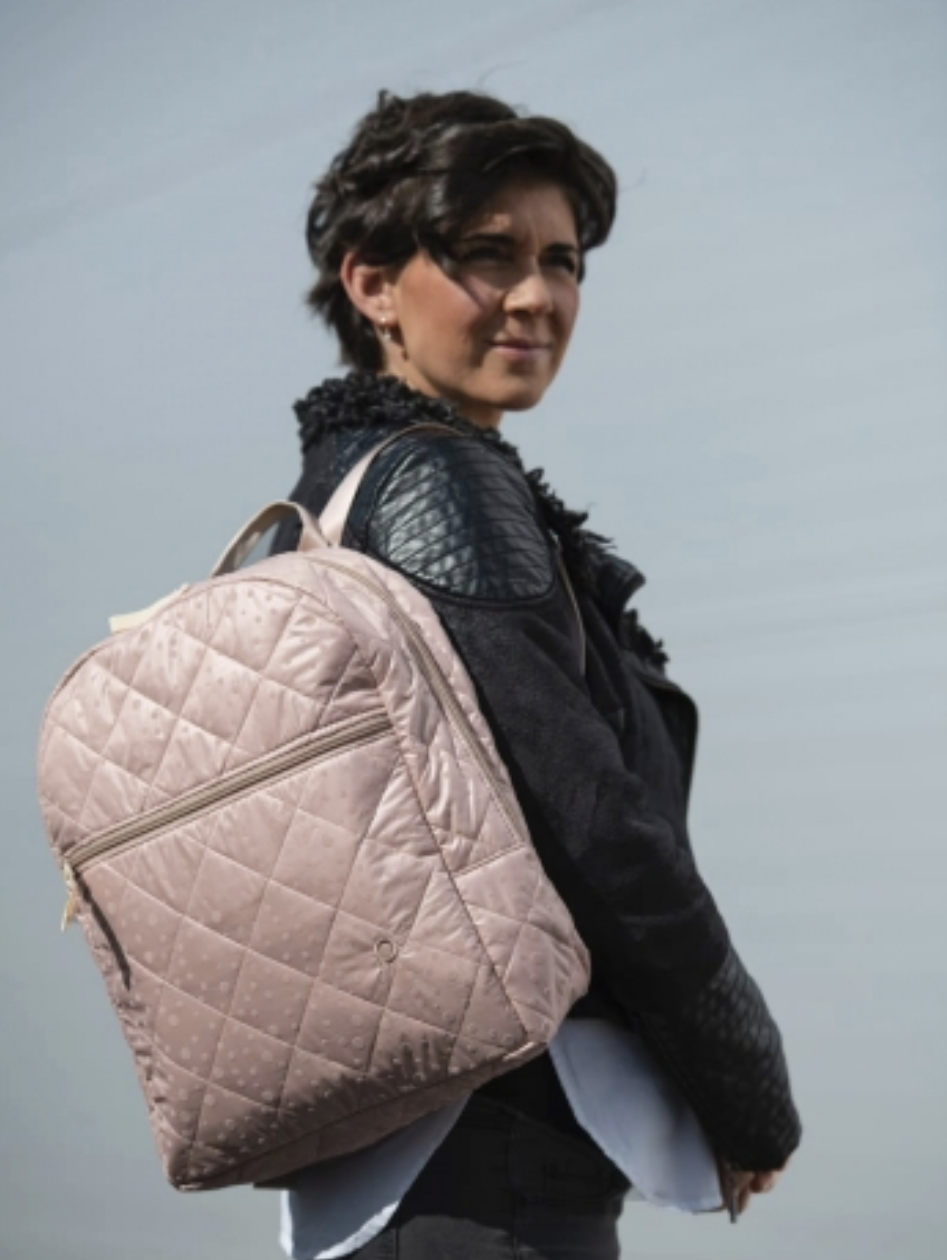 batoh Bugee Soft Pink Dots