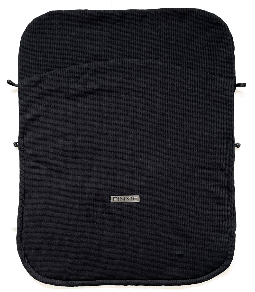 deka se stahováním Label Black