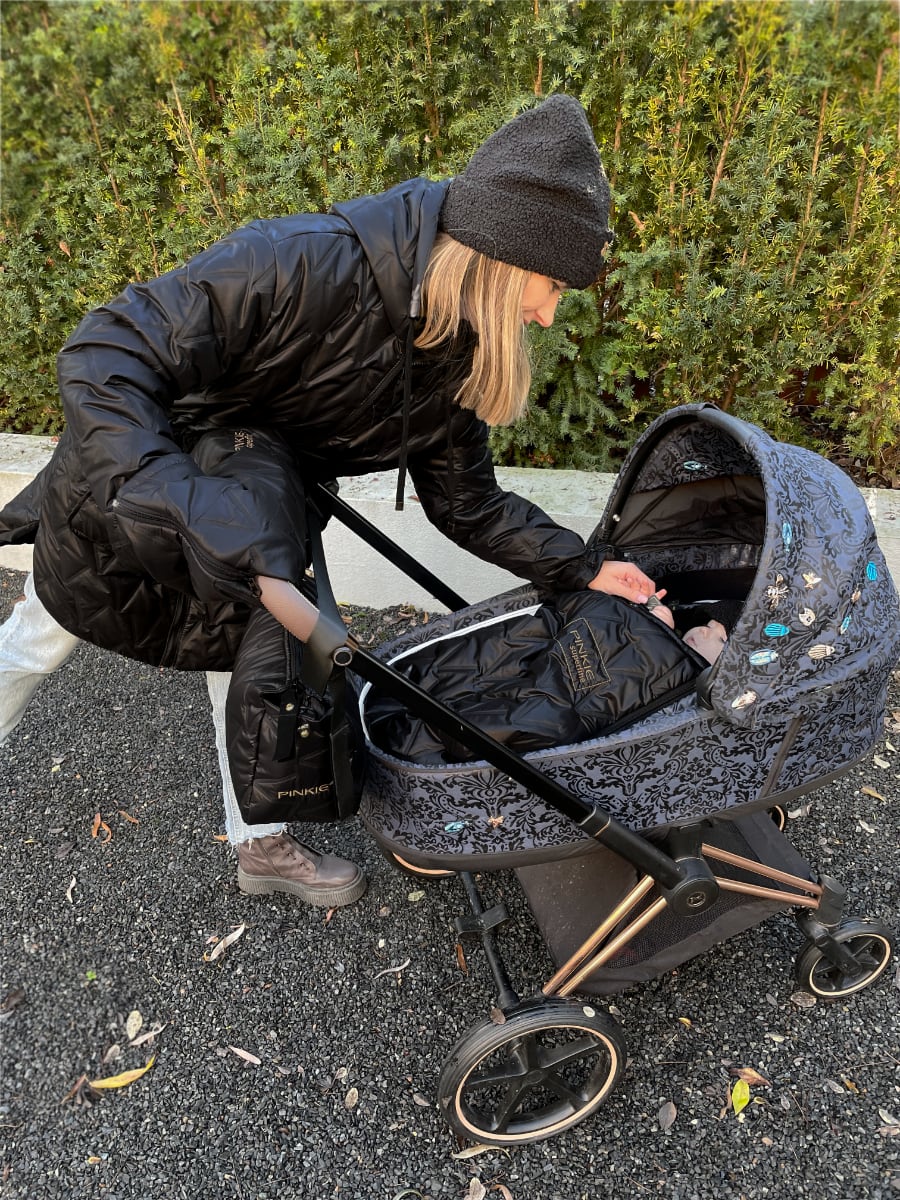 péřový rukávník Superfine Vee Black