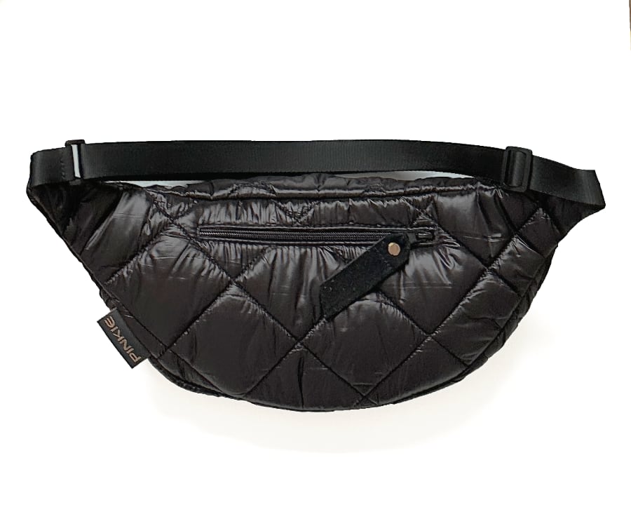 malá ledvinka Pinkie Black Square