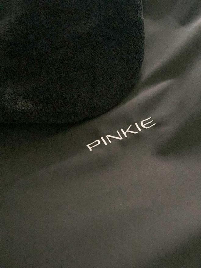 zateplená stahovací deka Pinkie Softshell Black