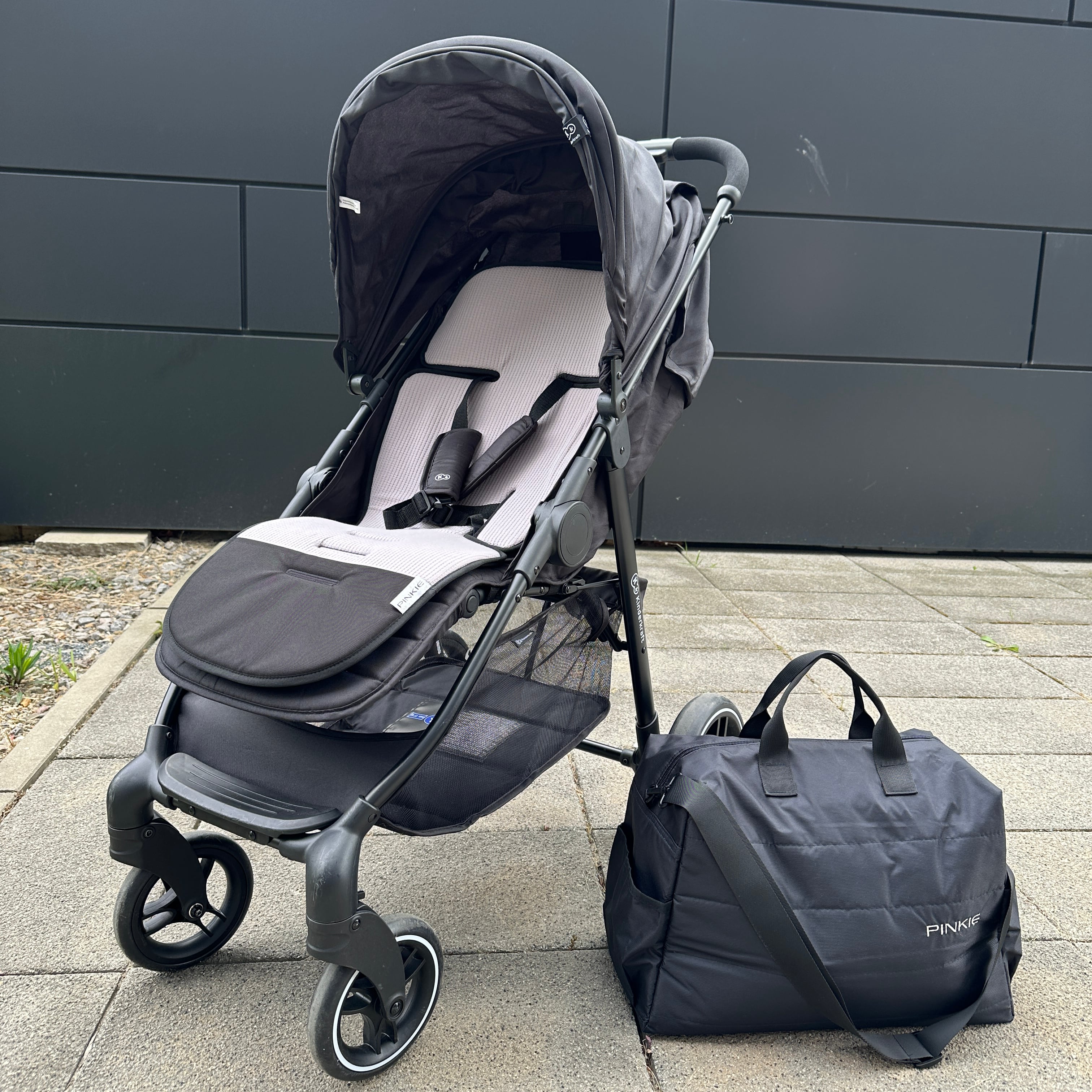 podložka do kočárku Label Grey/Black
