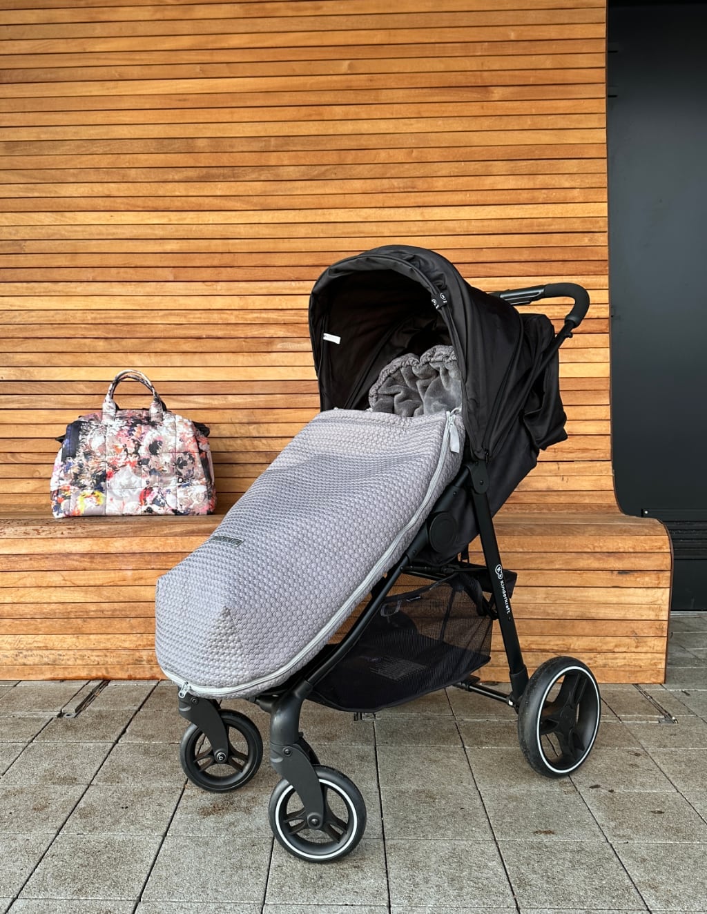 fusak Small Grey Comb Varianta / velikost: podélné otvory (+150 Kč)