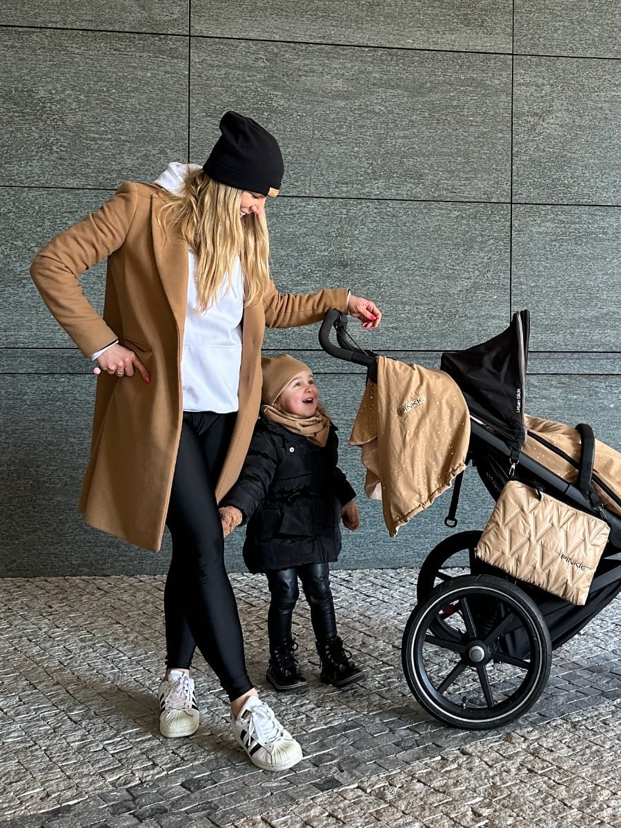 čepice Label Black Varianta / velikost: 6 let-dospělá