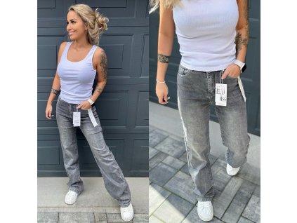 7712BB69 FA82 4F02 BDD3 C71C92A2BC7B