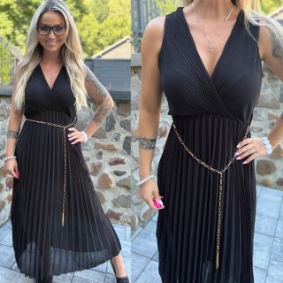 NOVINKA! 🖤 TADY OBJEDNÁŠ 👉🏻 https://www.pinkstore.cz/plisovane-saty-blackout/