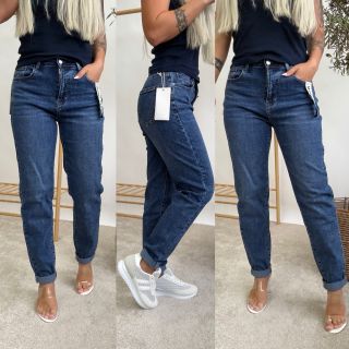NOVINKA! 💙 MOM FIT DŽÍNY 👉🏻👉🏻 https://www.pinkstore.cz/dziny-mom-fit-re3538/