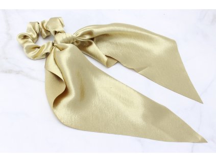 Zlatá scrunchie s výraznou mašľou