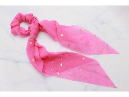 18711 cyklamenova scrunchie s hviezdickami a satkou