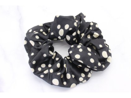 Scrunchie čierna s béžovými bodkami