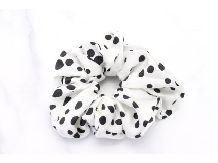 Scrunchie biela s čiernymi bodkami