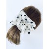 16366 2 tylova scrunchie v maslovej farbe s ciernymi bodkami