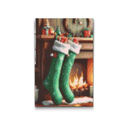 M2_Pintura_con_diamantes_-_Medias_navideñas_en_la_chimenea