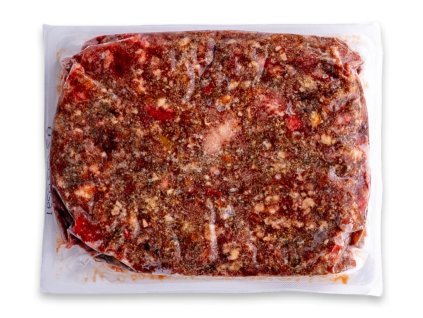 Piper’s BARF Jahňacie Menu 500 g – šťavnaté jahňacie mäso s držkami, vnútornosťami, mrkvou, jablkami, hruškami a ľanovým olejom, kompletné mrazené krmivo