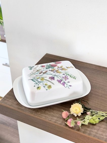 Porcelánová máslenka Luční kvítí