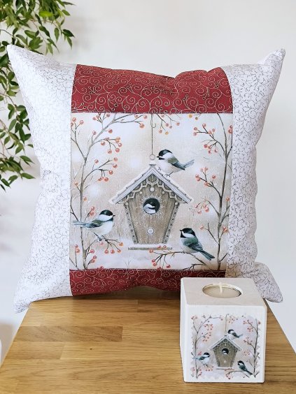 Sada svícen s polštářkem Sýkorky v domečku