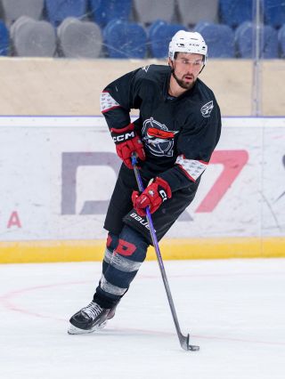 Ve středu nám skončila dovolená a hlásíme návrat do Pirátské arény 👋🔙🏒.