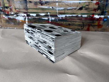 sešit DISSOLVED line