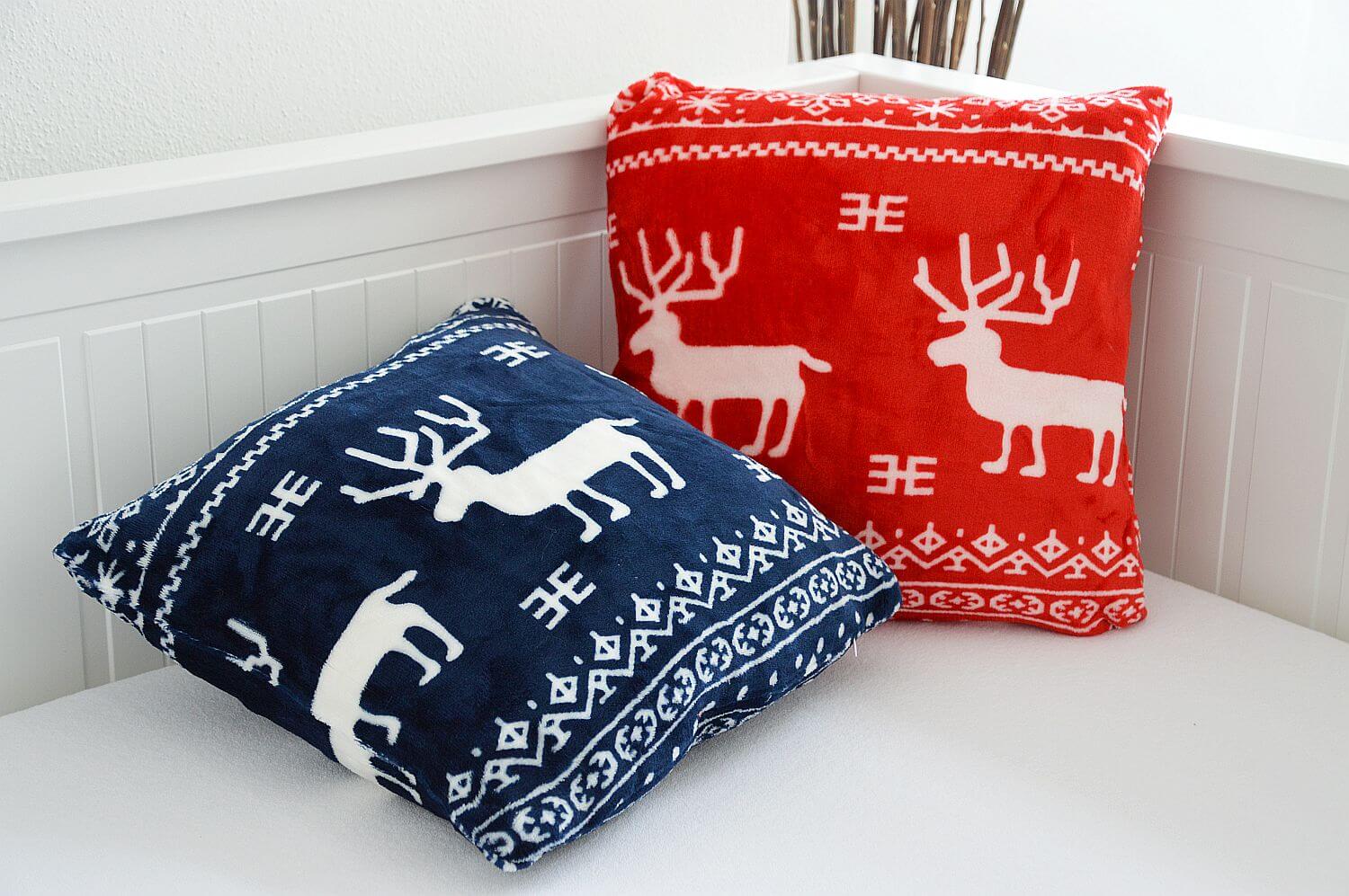 Vánoční polštářky se sobem