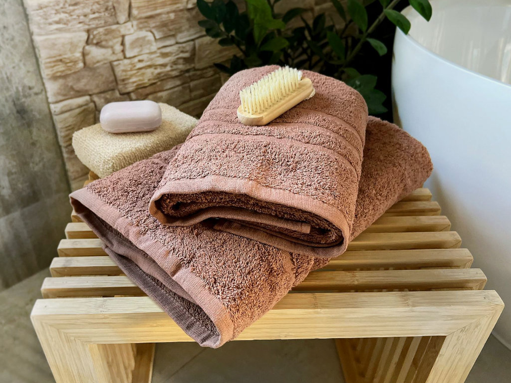 Froté ručník HOTEL 500g - Hnědý 50x100