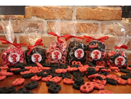 Čertovský mix preclíčků obalovaných v čokoládě