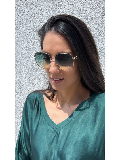 9F5915CF 31B1 49AF B7F9 A9EE42A2C813