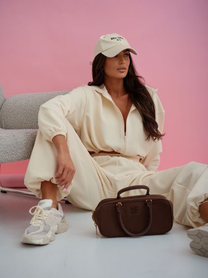 8b807c50 d1b6 4dd2 8228 4e55345d3bb5