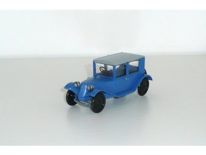 TATRA 11 Limousine - 1:36