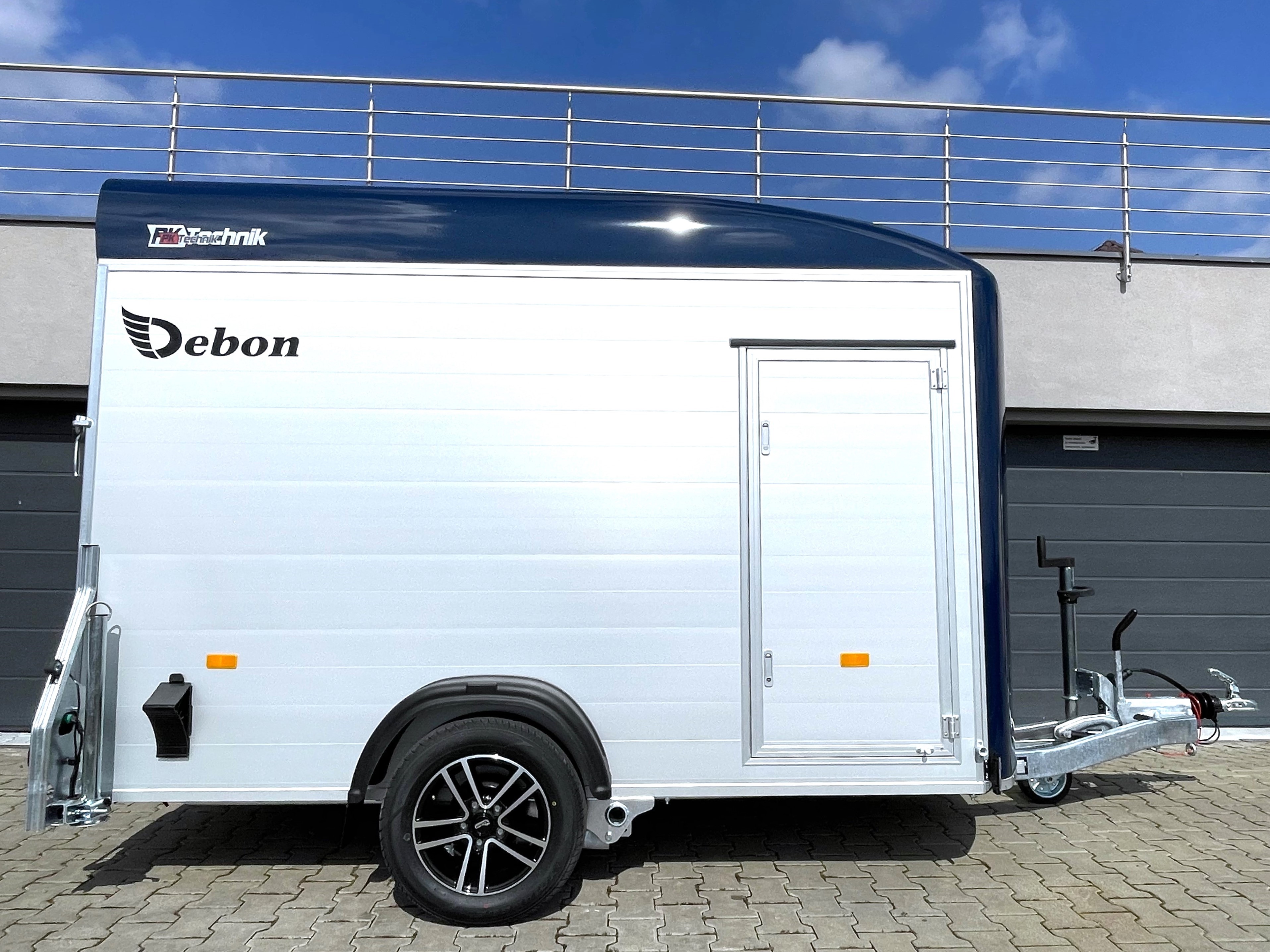 Debon C400 modrý_6