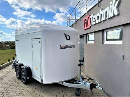 Debon C500 ALU fehér – zárt dobozos utánfutó