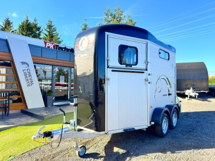 446821 57 cheval liberte touring country schwarz 01