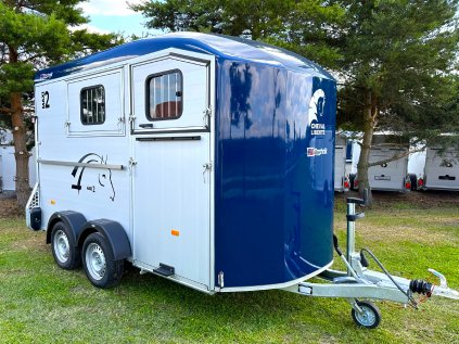 Trailer for 2 large horses Cheval Liberté MAXI 2 BLUE, front ramp, sheet metal discs