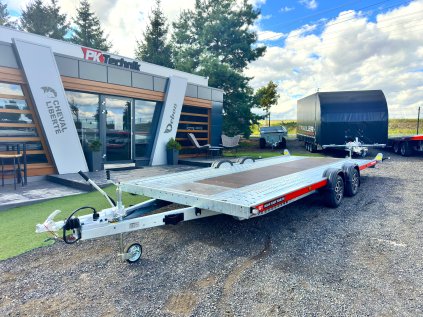 BrianJames A Transporter 5,5x2,1m 3500kg 01