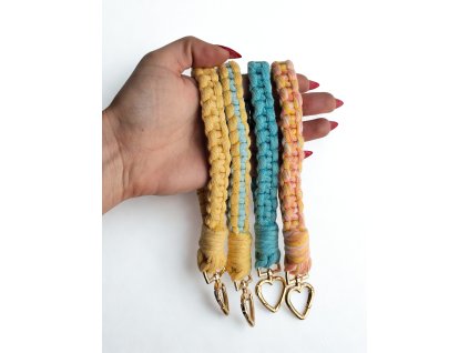 e1566231 bd71 4e17 95e3 54d6eeeca7bc